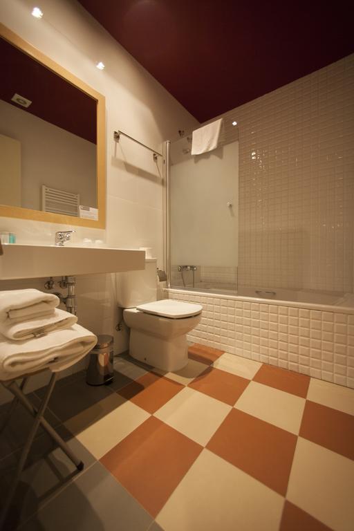 La Castellana - Habitaciones Y Desayuno بيناسال الغرفة الصورة